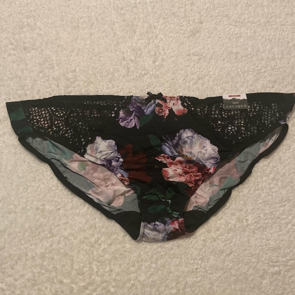 NWT Cacique Lane Bryant Vintage Floral Bikini panties strappy back Size 18/20